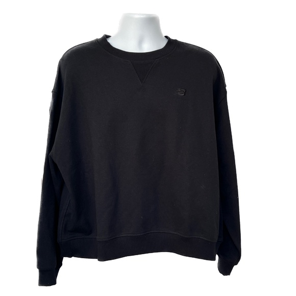 New Balance Sweatshirt Oversized Size Large Womens Cropped Black Crew New NWT - Picture 1 of 8